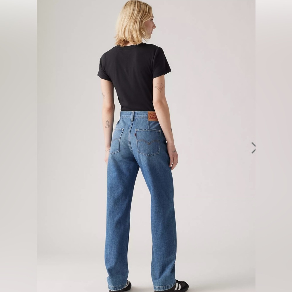 Levi’s women baggy wide leg jeans size 29